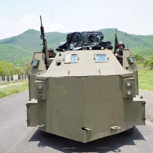 Desde el pasado 5 de abirl de 2021, Elemento del Cártel Jalisco Nueva Generación (CJNG) han tomado el municipio de Aguililla, Michoacán, lo que se ha convertido en una lucha armada entre ellos y el grupo delictivo Cárteles Unidos.