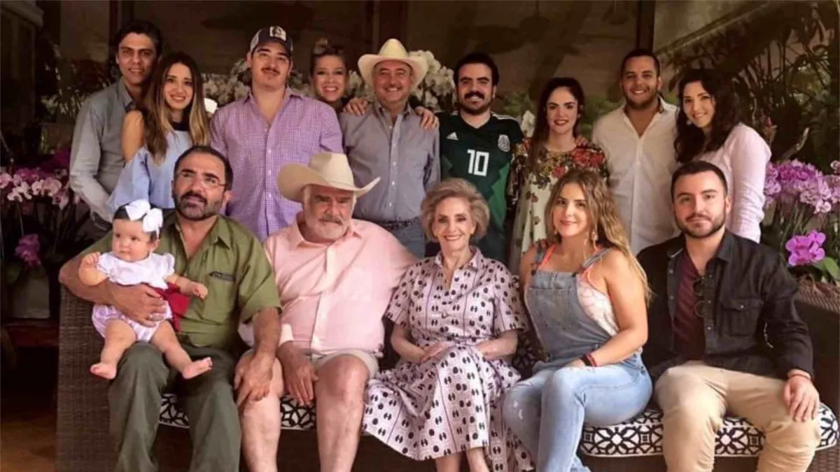 vicente-fernandez-jr-hijos.jpg