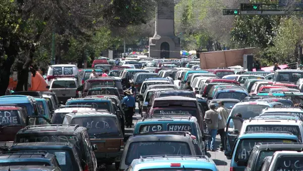 México prepara la regularización de autos chocolate
