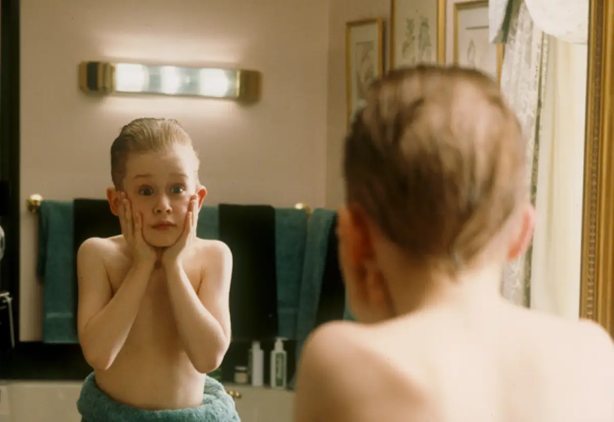 Esta es una de las escenas más emblemáticas de Home Alone.