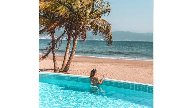 Velas Resorts.jpg