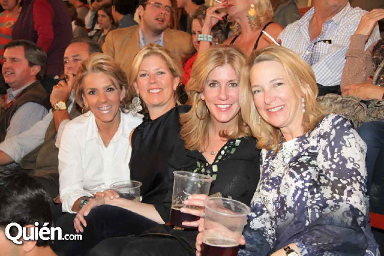 Mary Tere B. Perusquía,Paige Johnson,Sissy Roberts,Grady Roberts