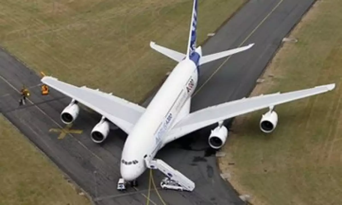 Los términos del acuerdo, alcanzado esta semana en la Feria Aeronáutica de París, no fueron revelados. (Foto: Reuters)