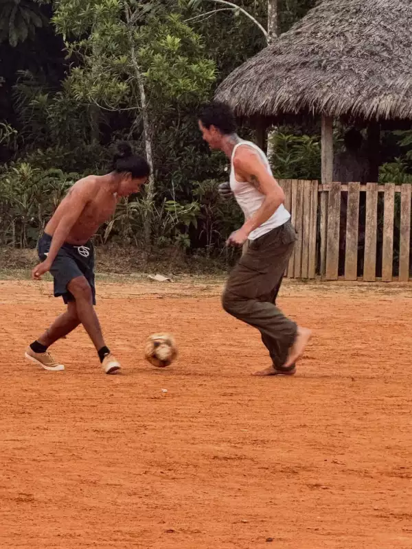 Shawn Mendes visita la Amazonia por primera vez