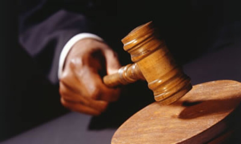 Un factor por el que en México hay actos corruptos es porque no existen leyes que castiguen y se vuelve un proceso legal largo y costoso. (Foto: Thinkstock.)