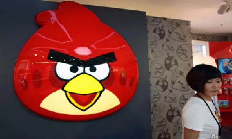 Rovio recientemente expandió la marca Angry Birds a una serie animada de televisión, juguetes y ropa. (Foto: AFP )