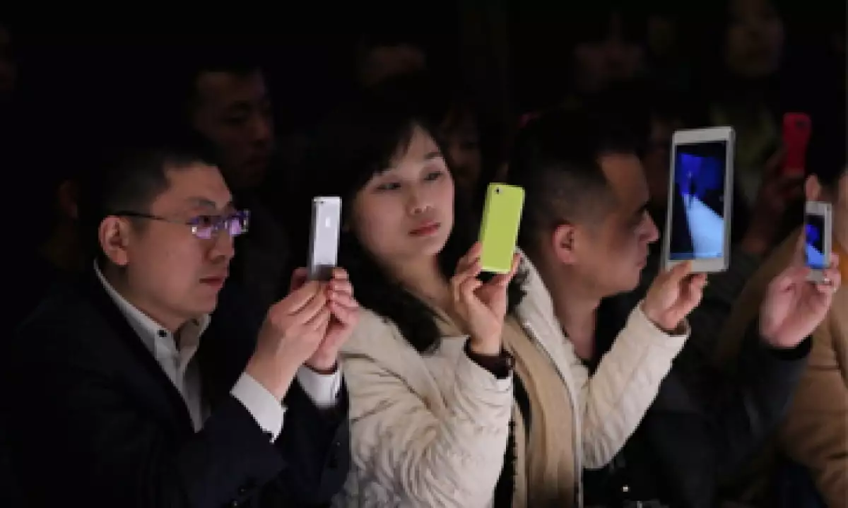 Analistas estiman que se venderán 20 millones de iPhones en los próximos años gracias al acuerdo con China Mobile. (Foto: Getty Images)