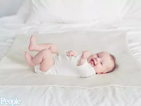 Esta es una de las primeras fotos de Summer Rain para una publicación.