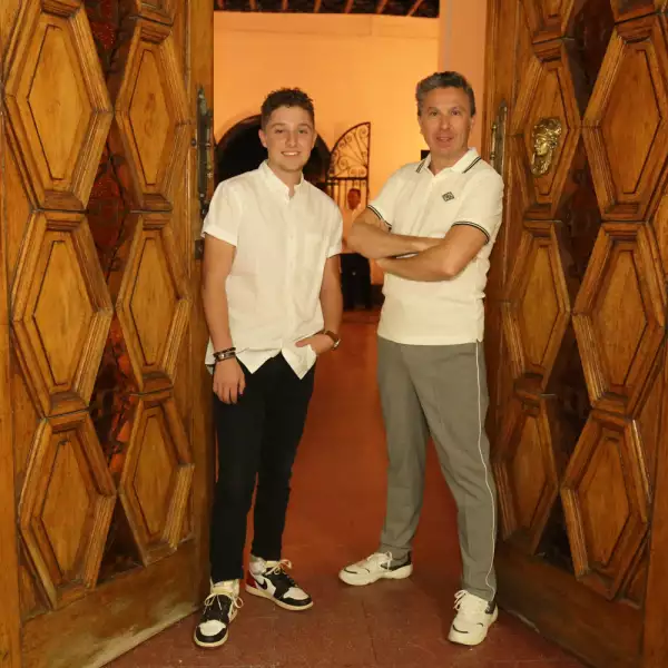 Mark y Rafa Micha (2).jpg