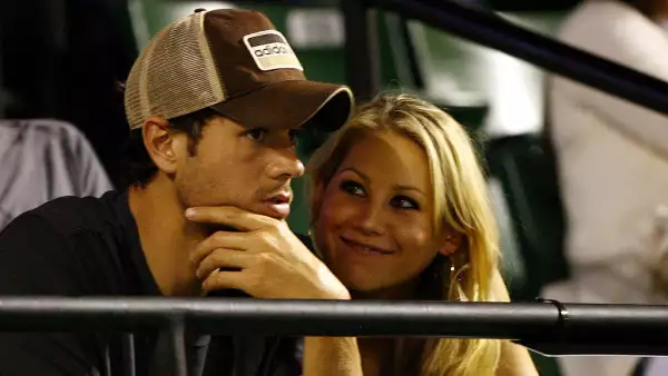 Enrique Iglesias y Anna Kournikova