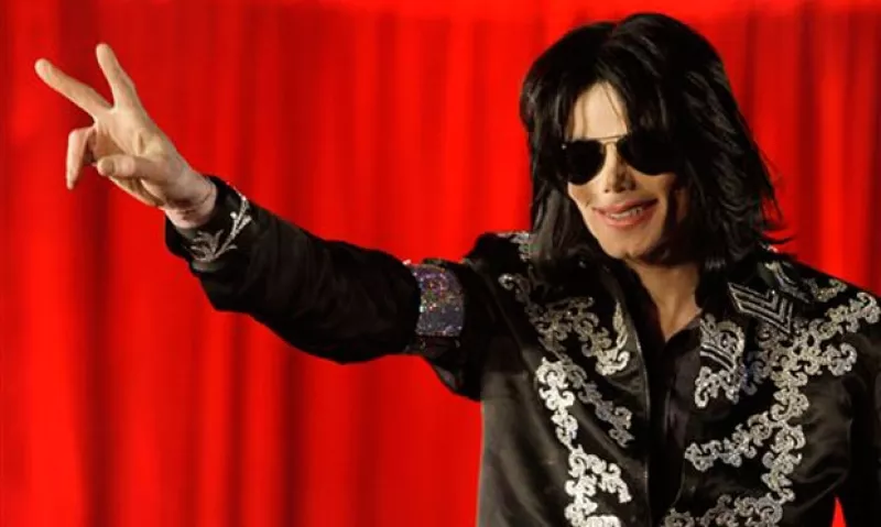 La residencia donde pasó sus últimos días el Rey del Pop se vende en 29 millones de dólares.