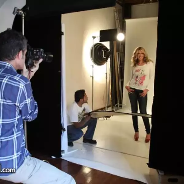 Rebecca de Alba Saks