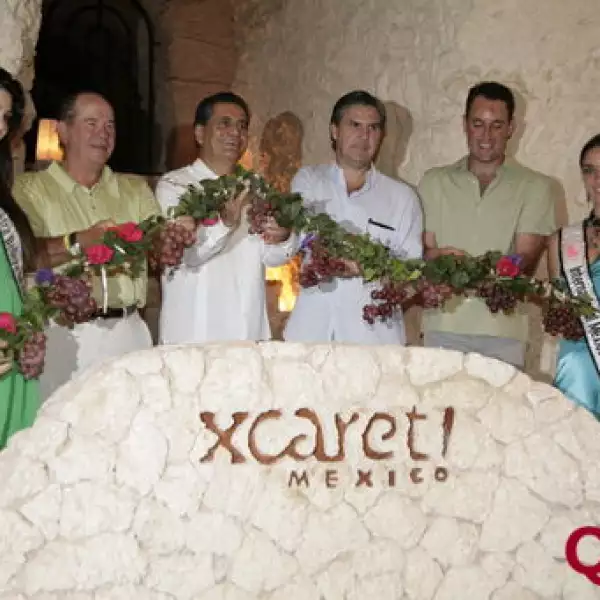 Ana Gabriela Espinoza Marroquín, Hans Backhoff, Miguel Quintana, José Ramón Ruíz, Daniel Milmo, Lorenza Bernot Krause