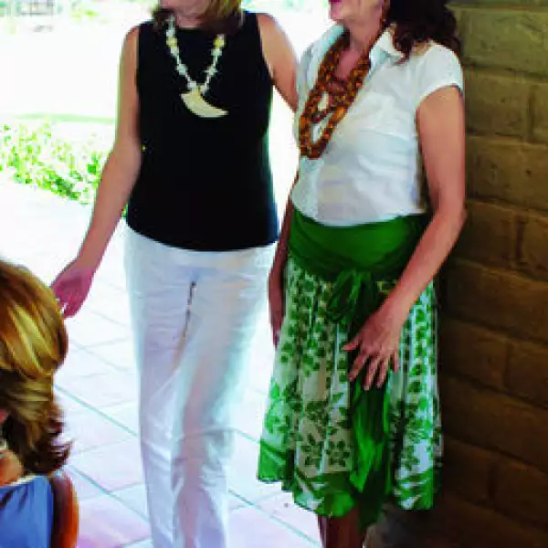 Gina González Paúl de Urrea, Patricia Urrea