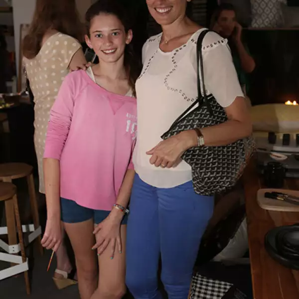 Inés Lebretón y Elodie Weil