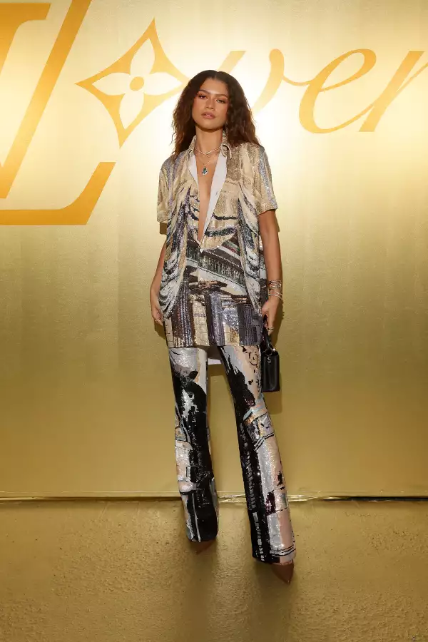 Louis Vuitton : Photocall - Paris Fashion Week - Menswear Spring/Summer 2024