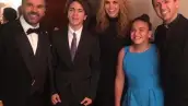 Lucero y sus dos hijos, José Manuel y Lucerito, asistieron la noche de ayer al concierto sinfónico en el Palacio de Bellas Artes, luego de varios años de no dejarse ver en público.