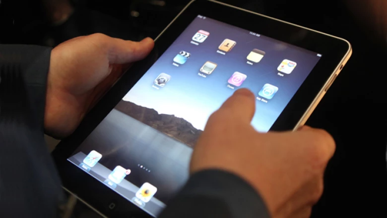 Steve Jobs mostró las funciones del iPad, como su teclado en pantalla. (Foto: Reuters)
