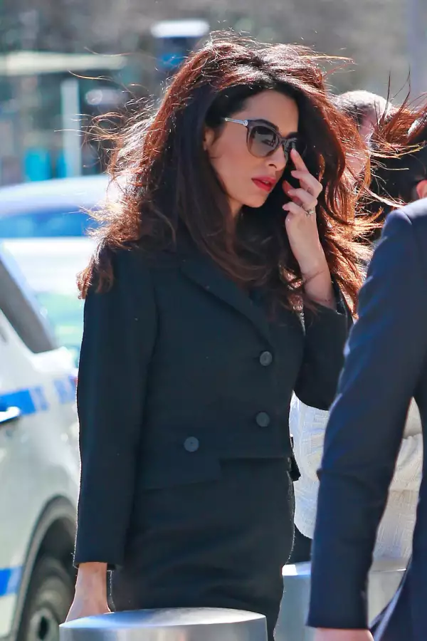 Amal Clooney por calles de Nueva York.