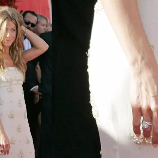 Brad Pitt co-diseñó el anillo de compromiso de $500,000 dls que le dio a Jennifer Aniston. Pitt quería que tuviera la forma de un corazón y simbolizara ´eternidad´.