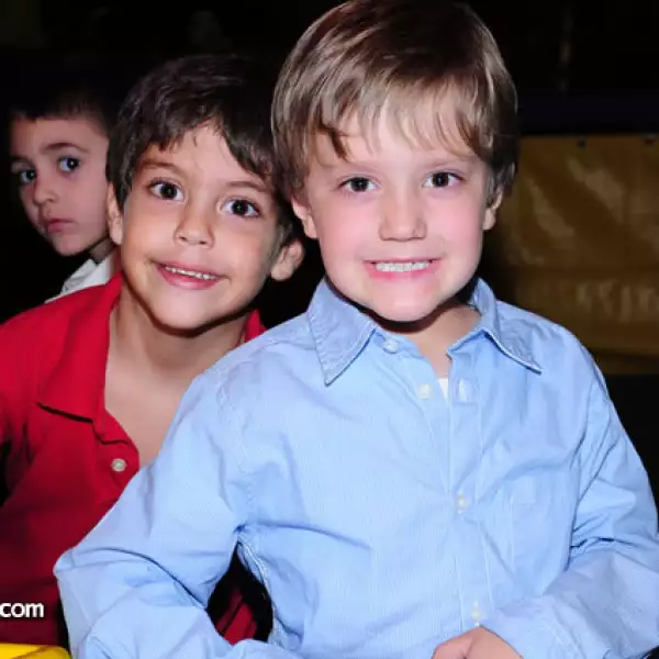 Rodrigo Marrón,Carlos Morales