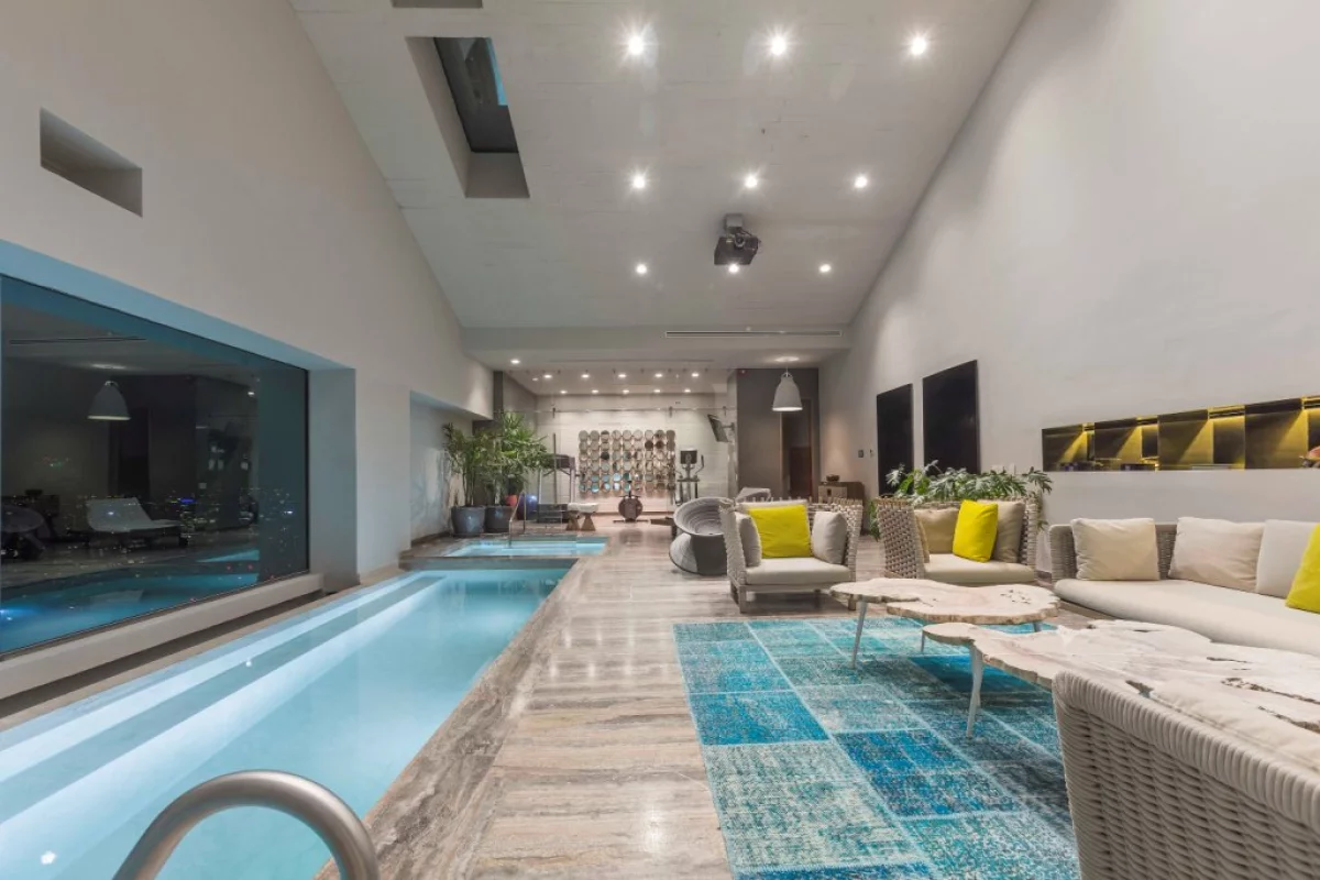 InterContinental