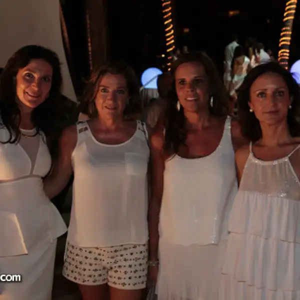 Marcela Barrios Gómez, Cristina Lazcurain, Ana Paula de Haro y Gabriela Rivero