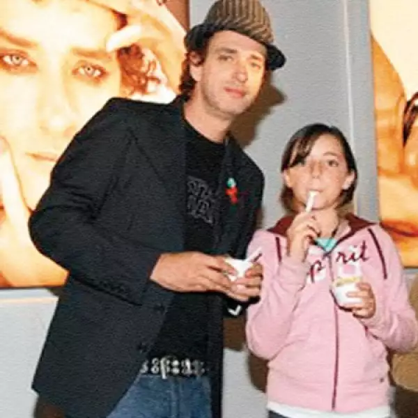 Su segunda hija con Ceci se llama Lisa y actualmente tiene 14 años.