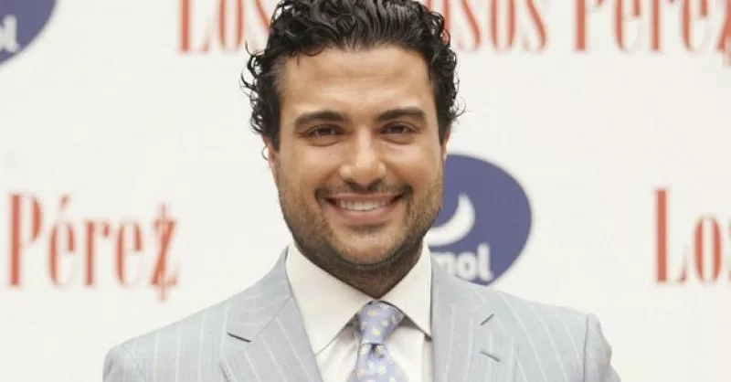 Entrevistamos a varios involucrados que dieron su opinión sobre la incursión de personajes homosexuales en las telenovelas mexicanas.