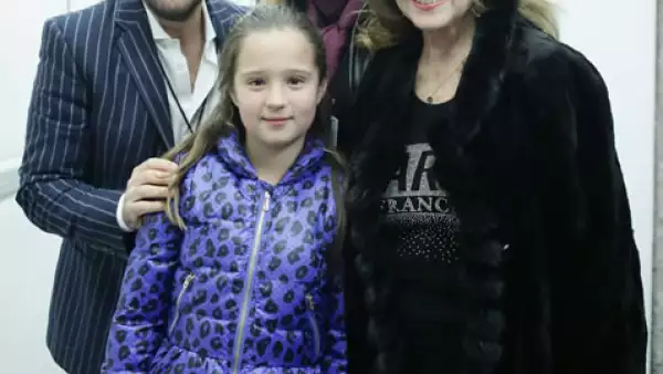 Toño Mauri, Carla Alemán, Christine Martell y Vanessa Alemán.