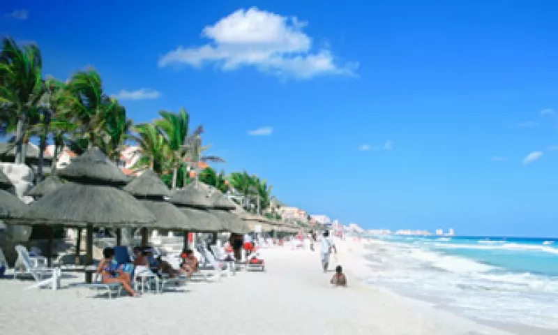 Otros sitios de playa preferidos por los turistas son Puerto Vallarta, Ixtapa-Zihuatanejo y Huatulco.   (Foto: Getty Images)