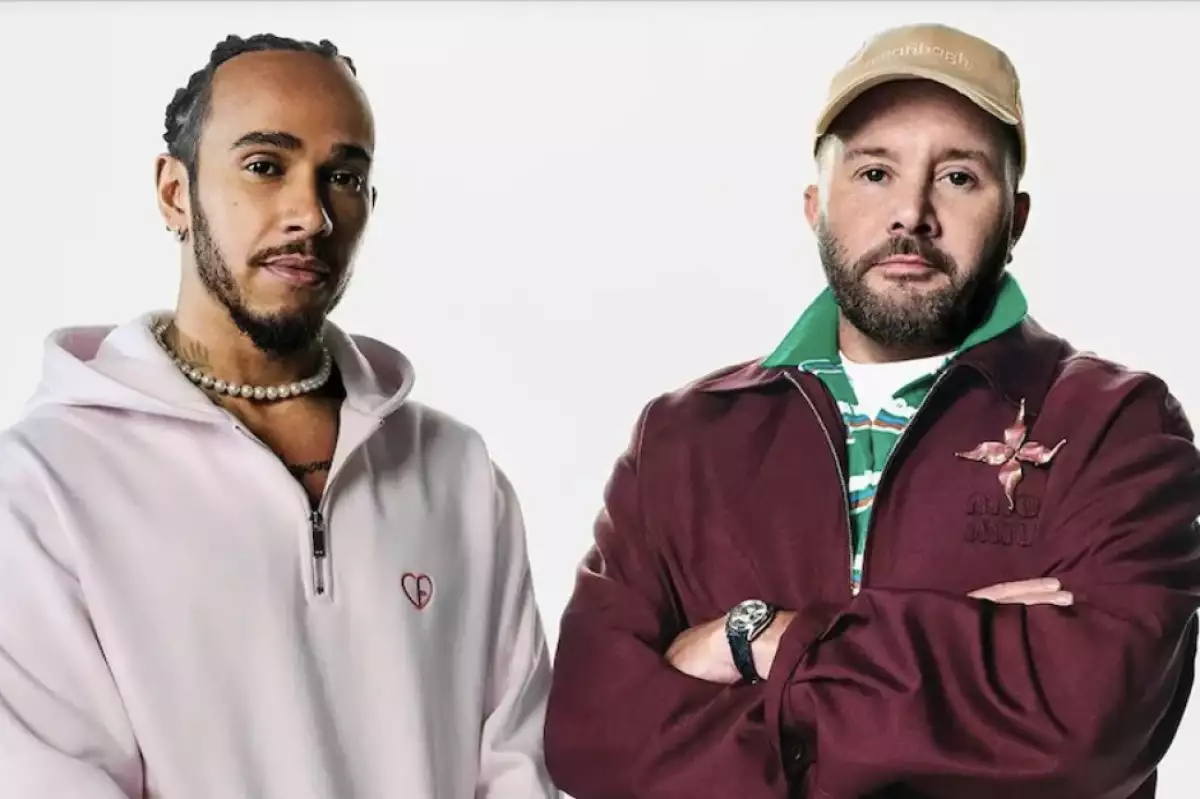 Lewis Hamilton y Kim Jones