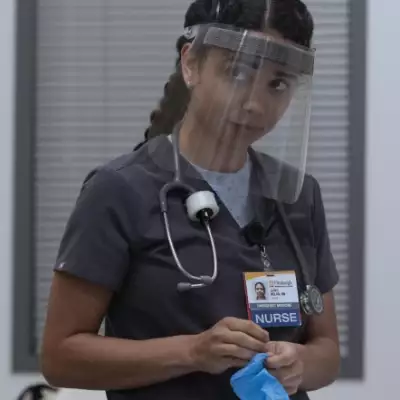 Laëtitia Hollard: “Espero que The Pitt haga que el público exija mayor protección para las enfermeras”