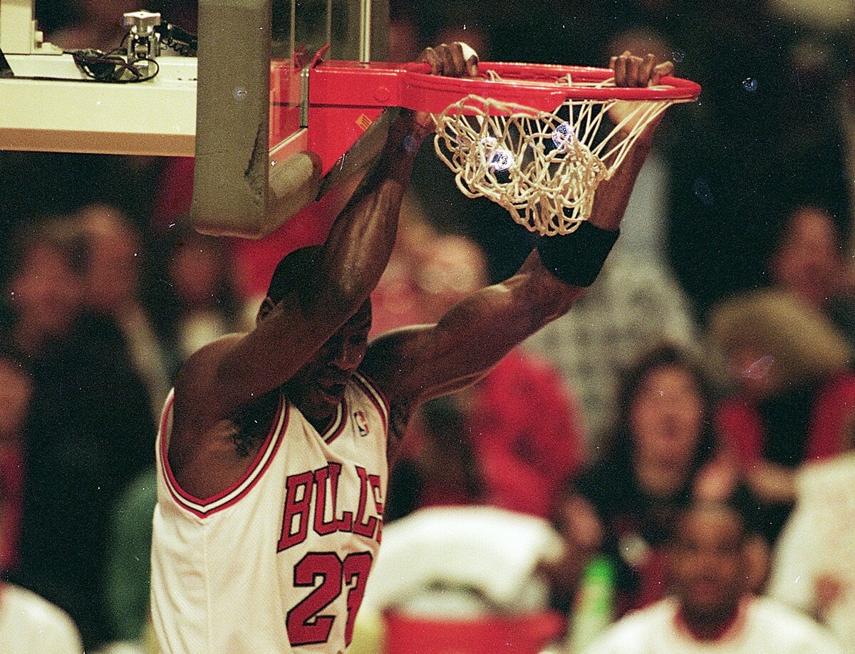 La ciencia detrás de la mejor clavada en la historia del básquetbol