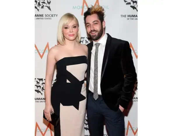 Rose McGowan se casó a sus 40 años.