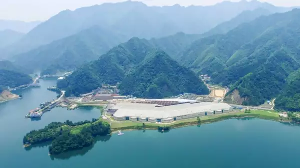 La historia de Zhong Shanshan