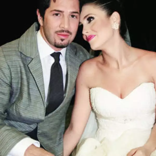 Gerardo Peña, Grecia Asencio