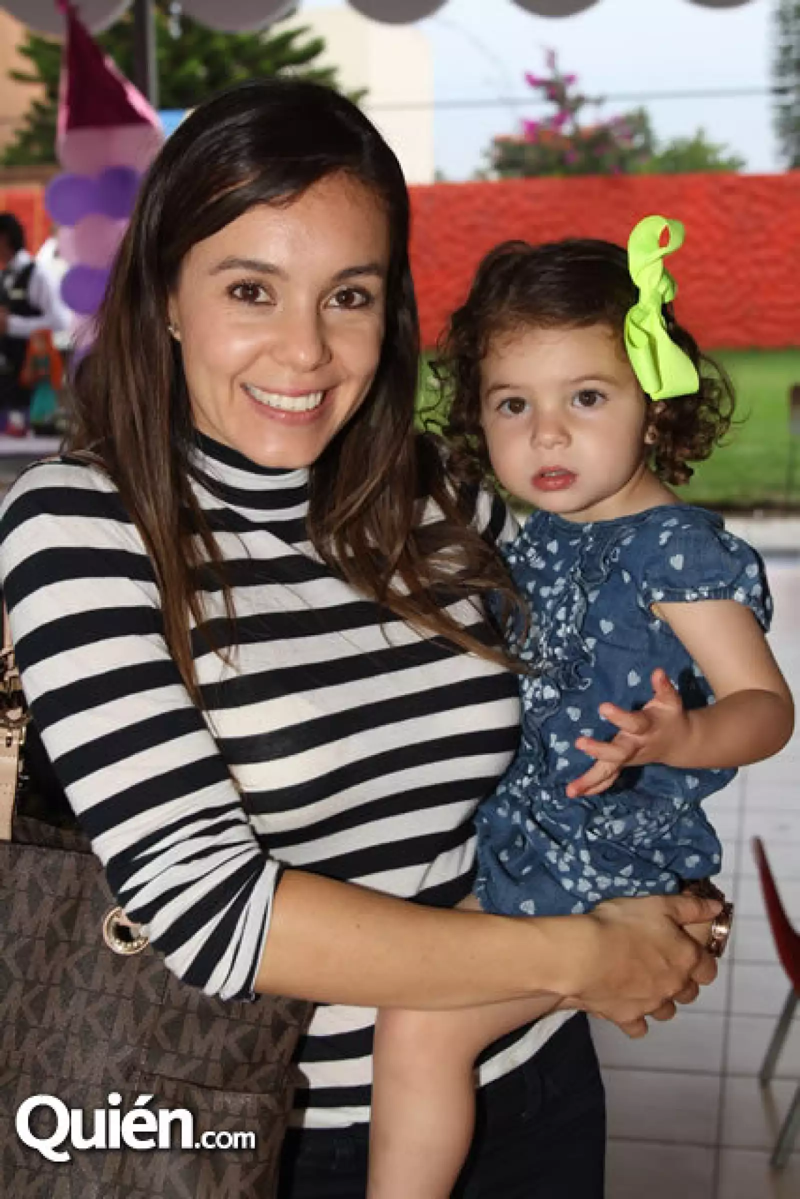 Ana Paula Iturbide y Luciana Tostado