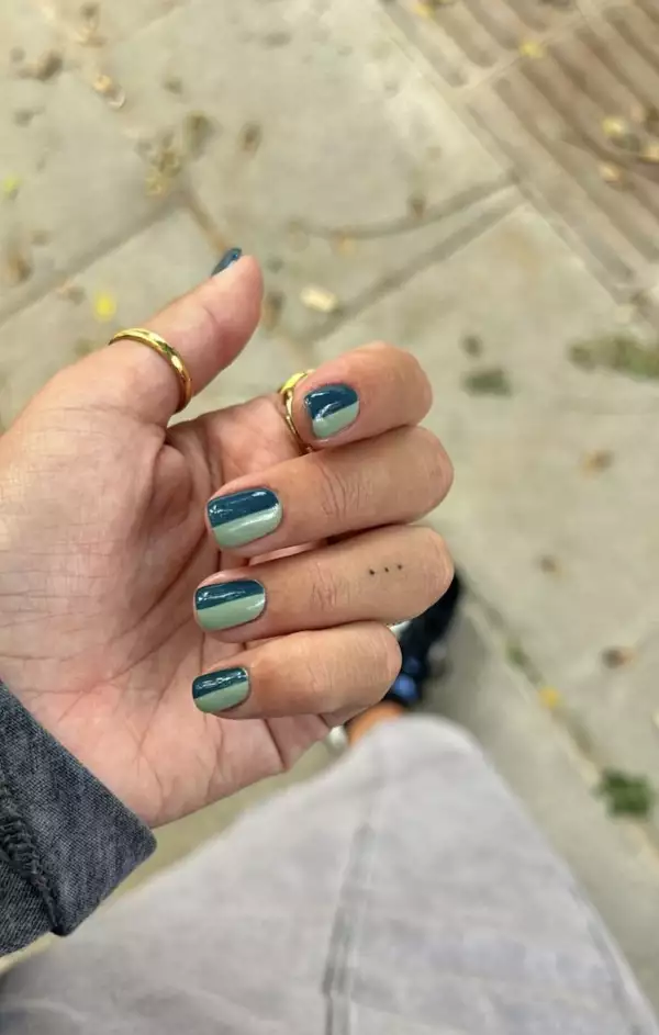  uñas mitad y mitad verano 2024 