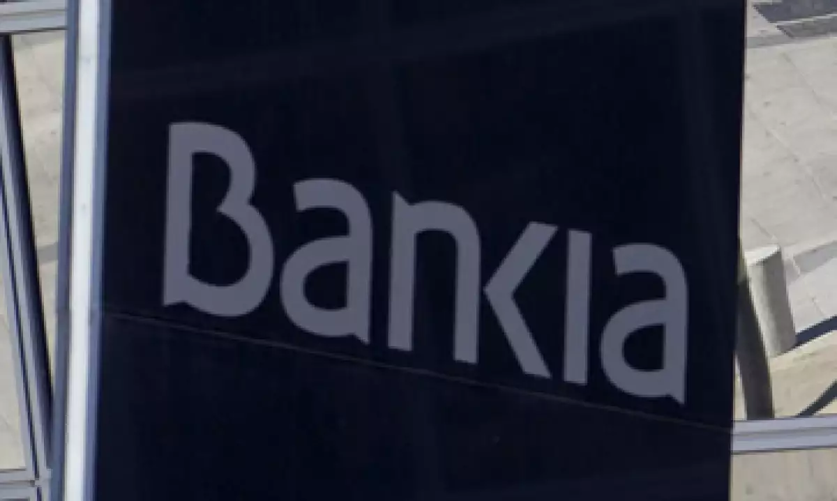 Desde su salida a bolsa, a 3.75 euros el pasado 20 de julio, las acciones de Bankia han perdido más de un 60% de su valor. (Foto: AP)