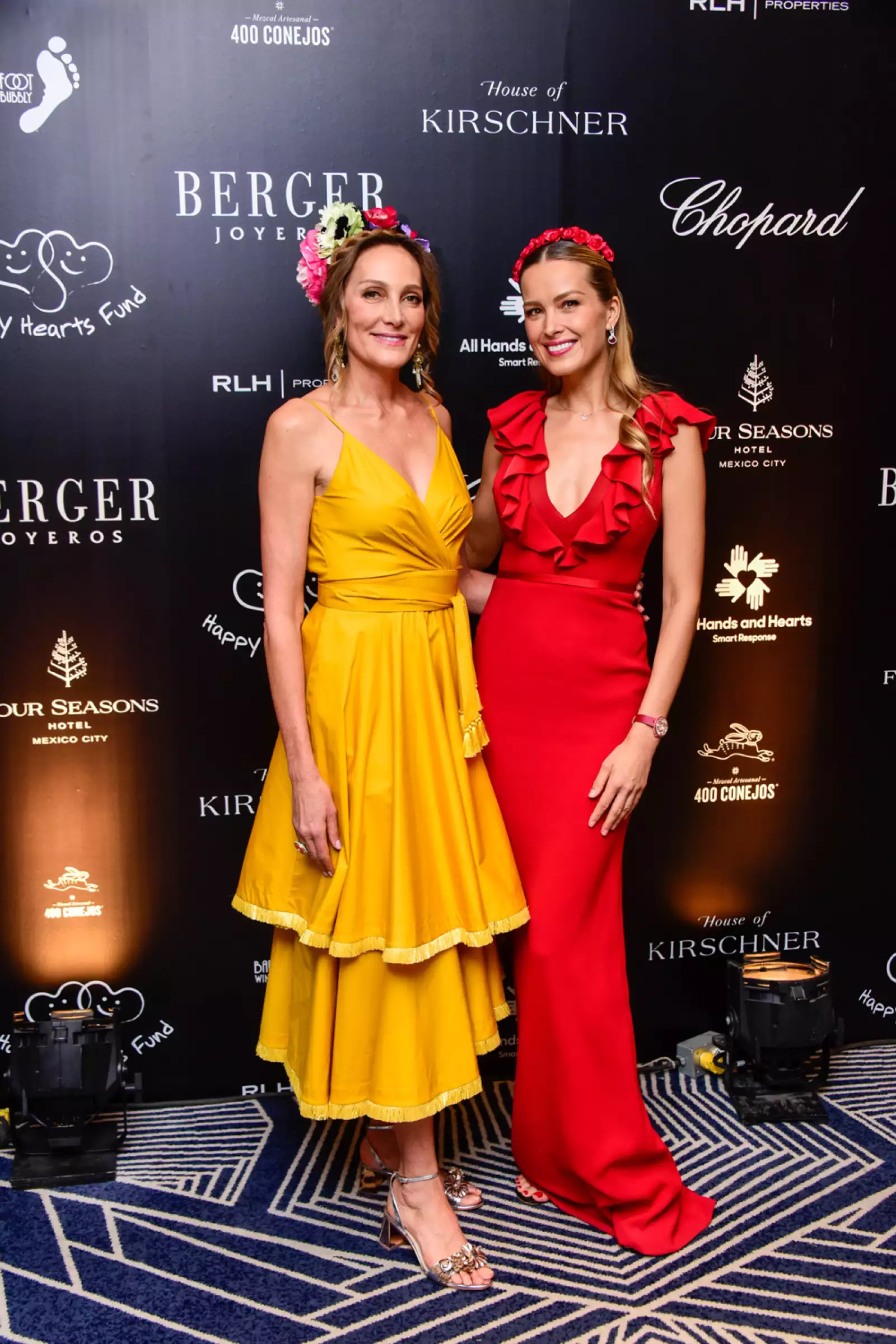 Alejandra Alemán y Petra Nemcova.jpg