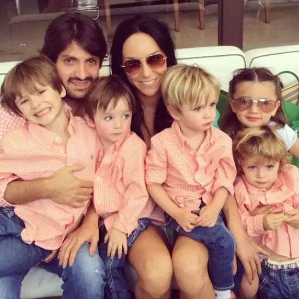 Así de unida luce la familia de Inés, quien en esta foto agradeció a Dios por tenerlos a todos.