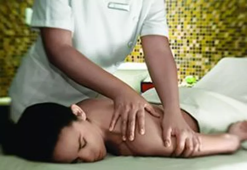 Una técnica milenaria que combina aceites, aromas y sensaciones.