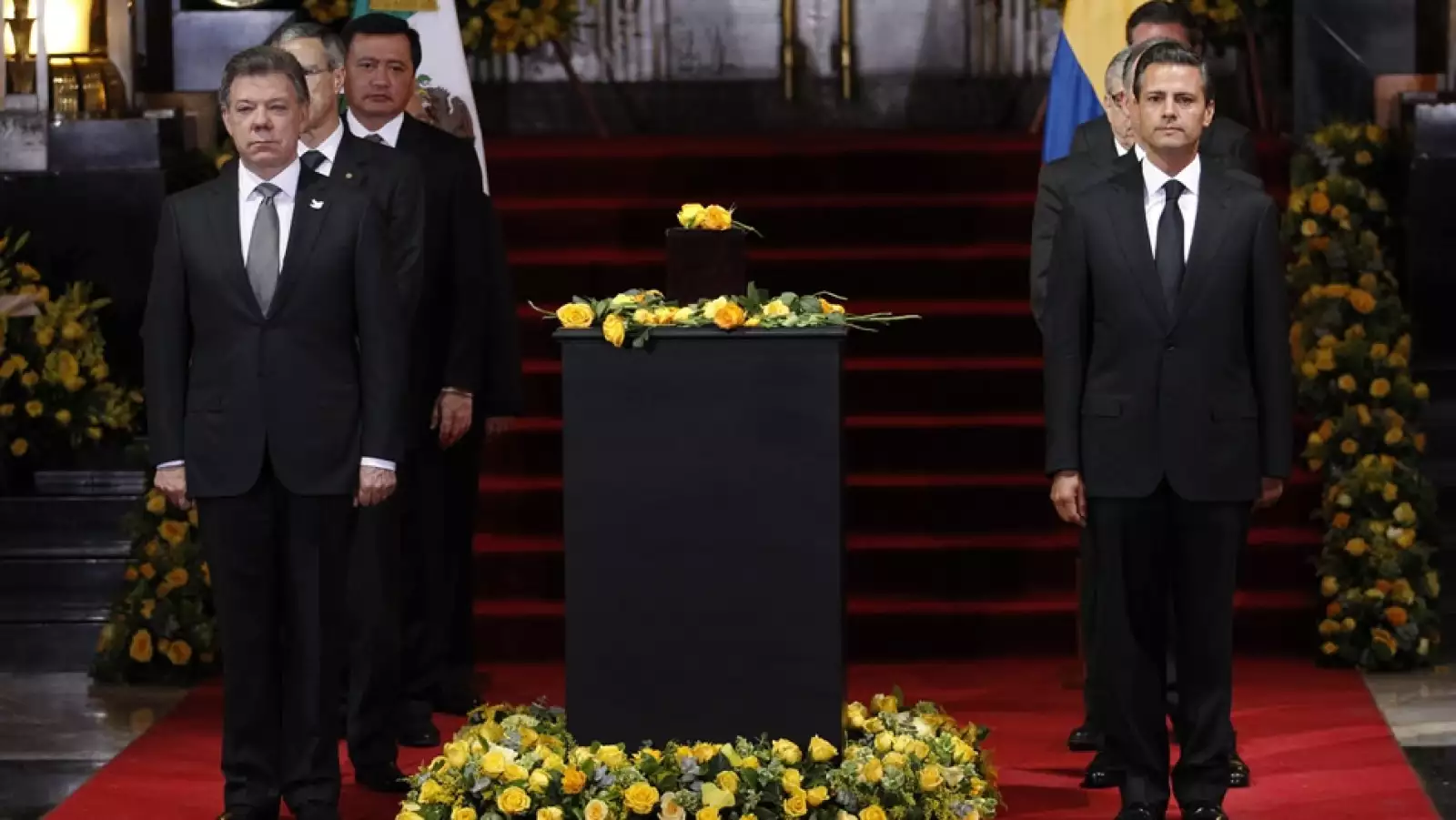 La guardia de honor de Juan Manuel Santos y Enrique Peña Nieto