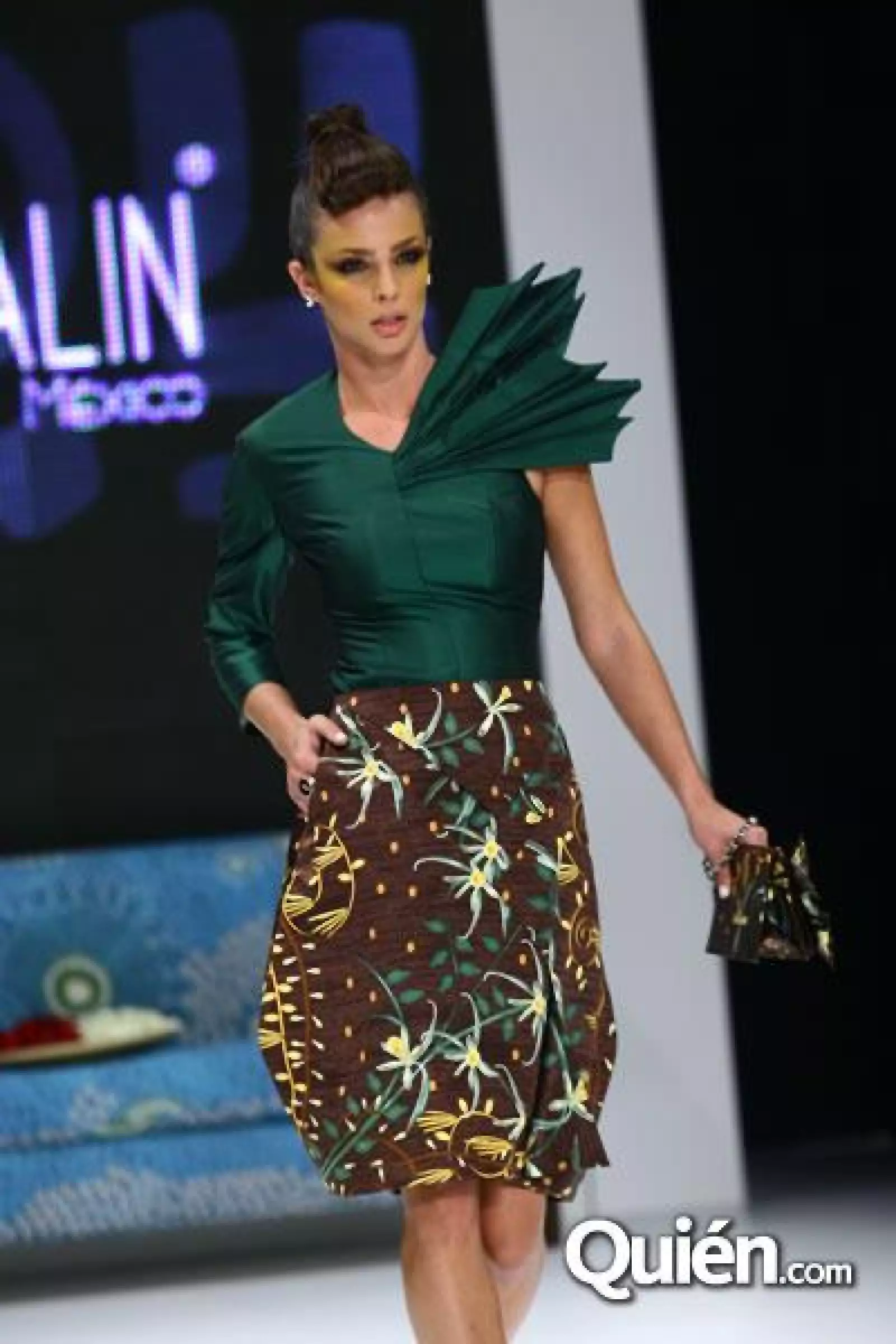 DFashion Pasarela Pineda Covalin.
