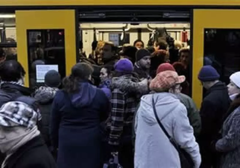 El experto habla de su experiencia ayudando en crear planes para agilizar el tránsito en ciudades como Medellín, Colombia. (Foto: AP)