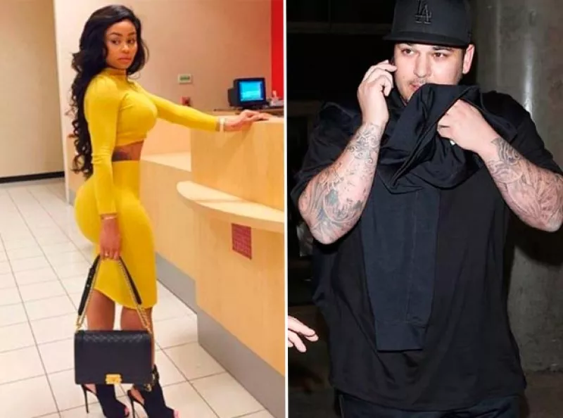 La estrella televisiva defiende su relación con la modelo de rap afirmando que la quiere y que no le importan las críticas que recibe .