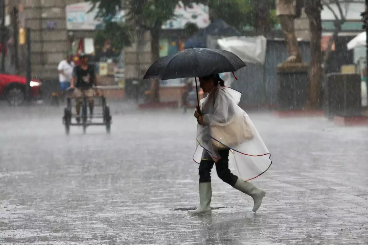 CDMX activa alerta amarilla para 12 alcaldías por lluvias fuertes y posible granizo
