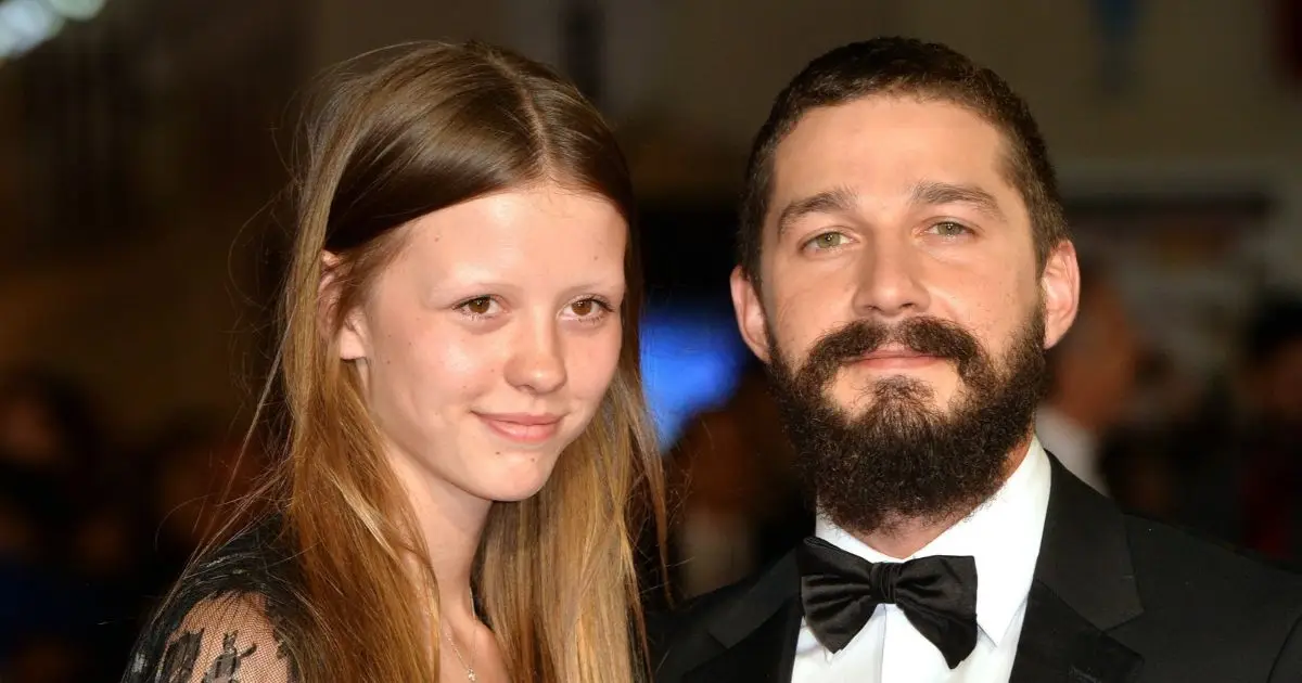 Mia Goth y Shia LaBeouf