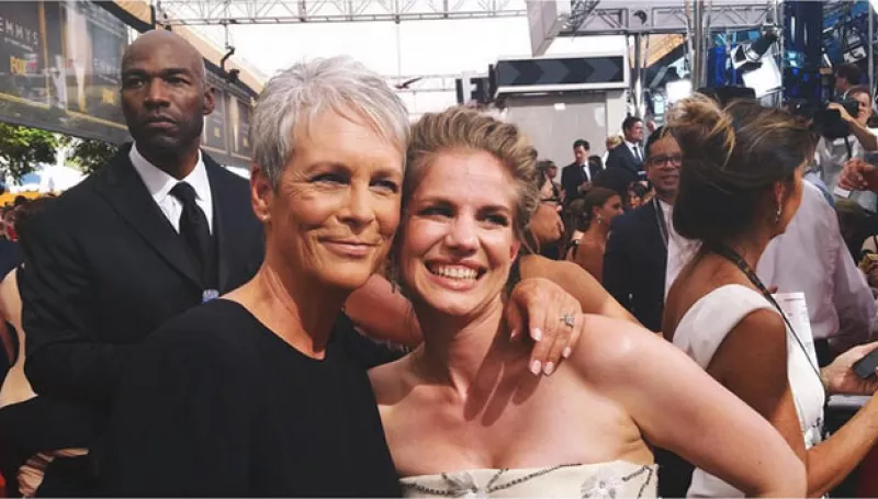 Luego de 21 años de no verlas juntas, desde My Girl 2, las actrices coincidieron en los Emmy Awards en su edición 67.